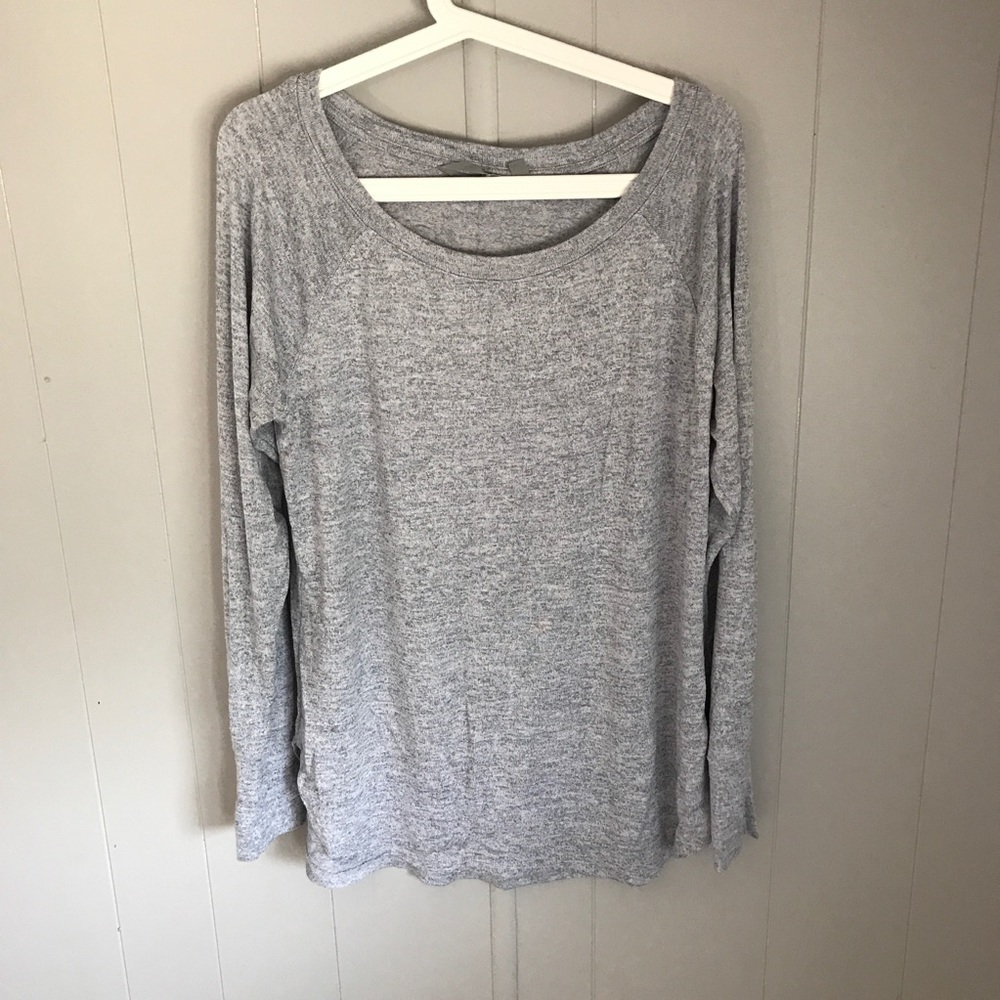 Athleta Luxe Pose Top Light Grey Heather Large